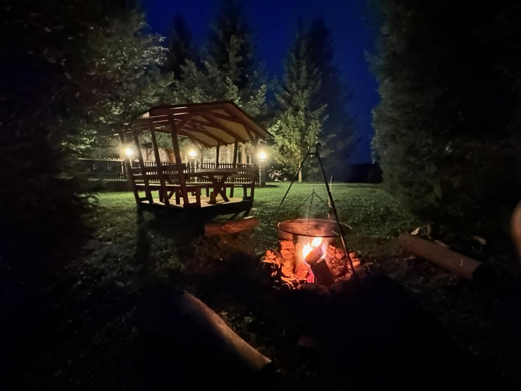 Domek Na Gorze Z Pieknym Widokiem Bukowiec  Luaran gambar
